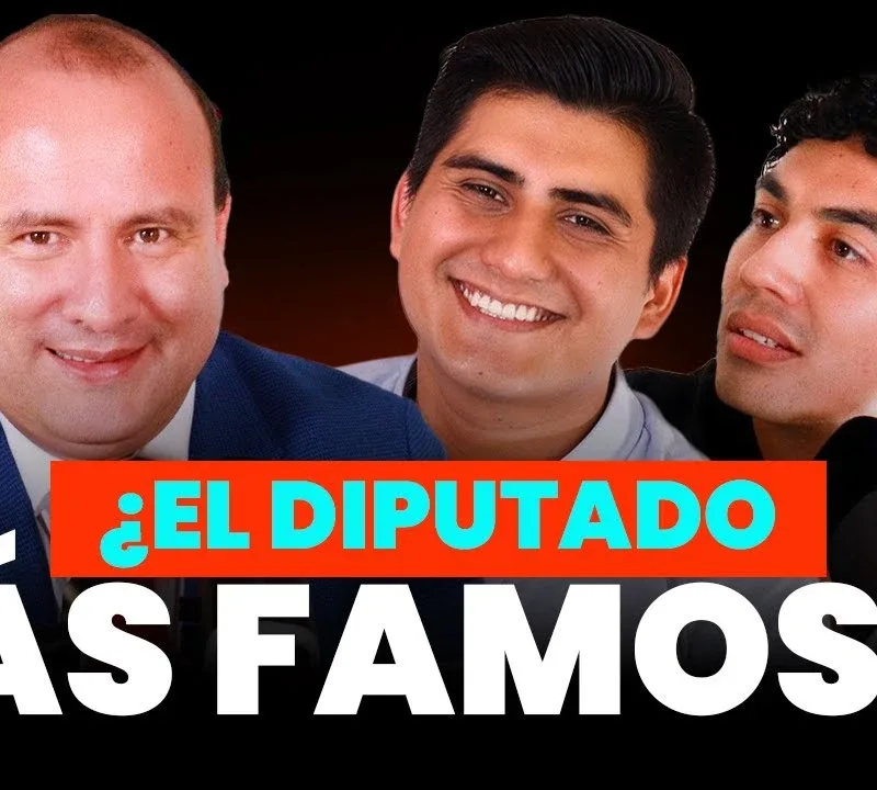 Diputado Cristian Álvarez conversando sobre política y fiscalización en el podcast Contexto Plis