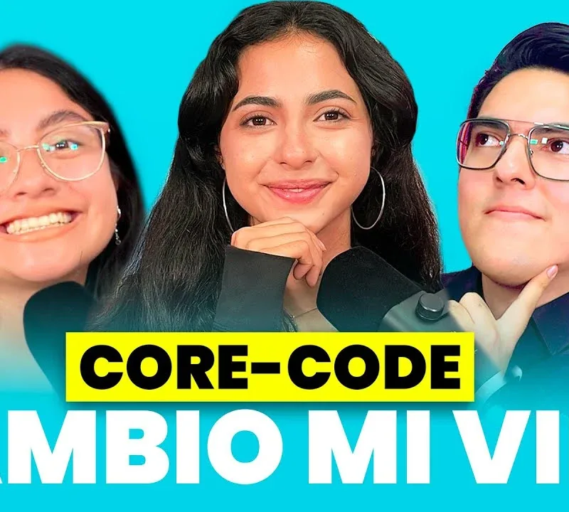 Sofía Castillo, fundadora de Core Code, comparte su experiencia en tecnología y liderazgo en Juventudes Chileras Podcast.