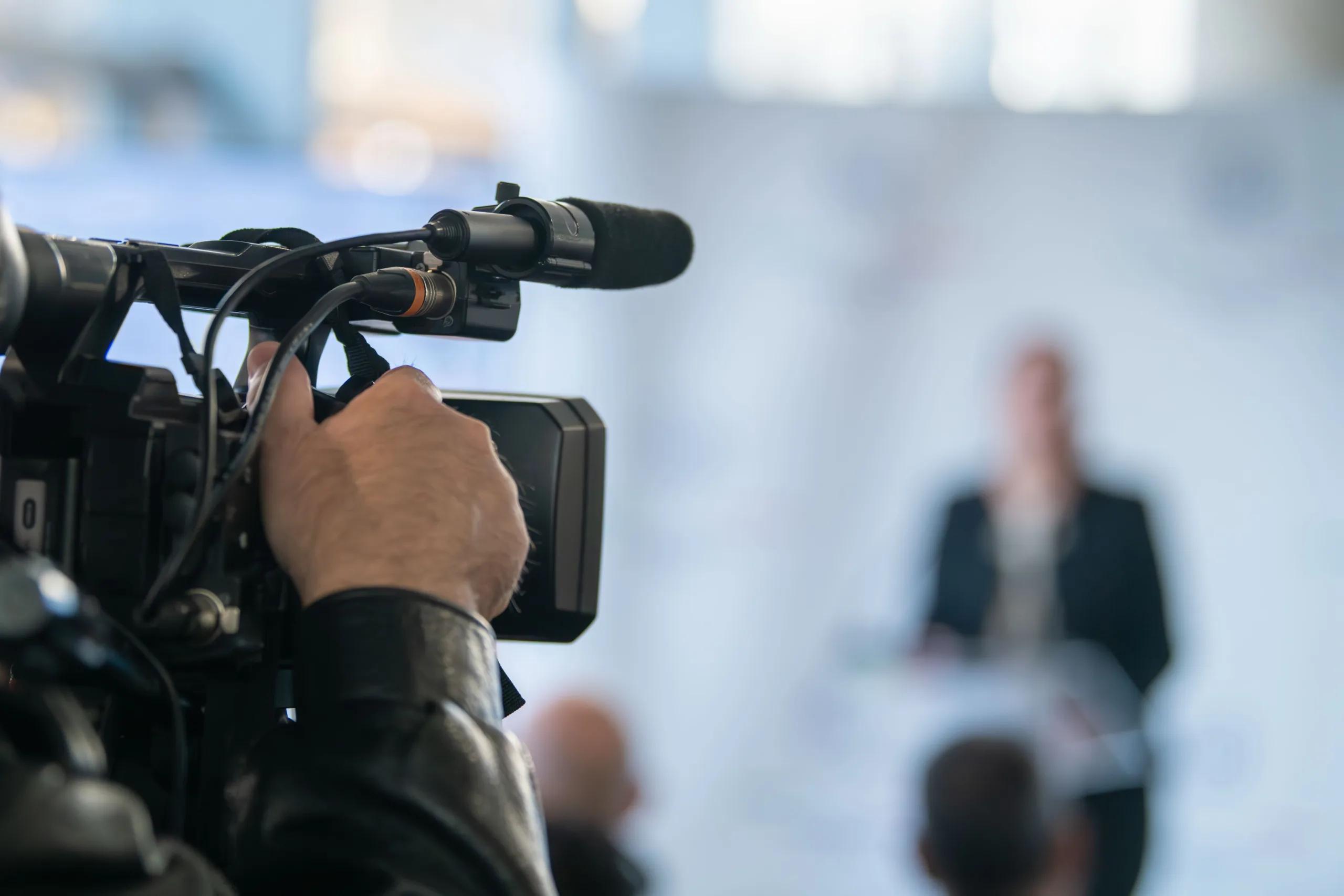 Cómo elegir la plataforma ideal para transmitir tu evento